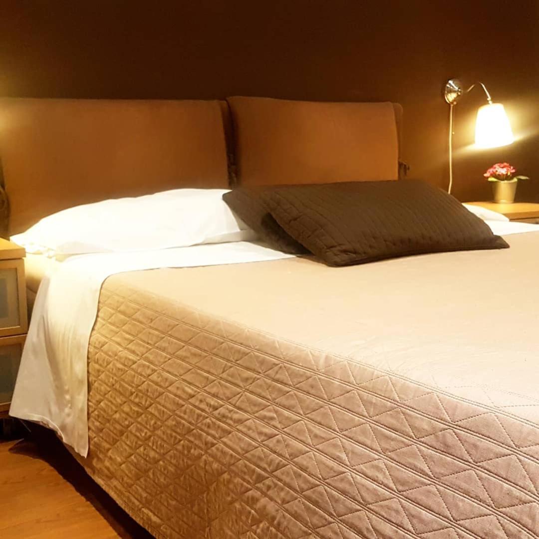 XX Miglia Rooms & Apartments Катания Экстерьер фото